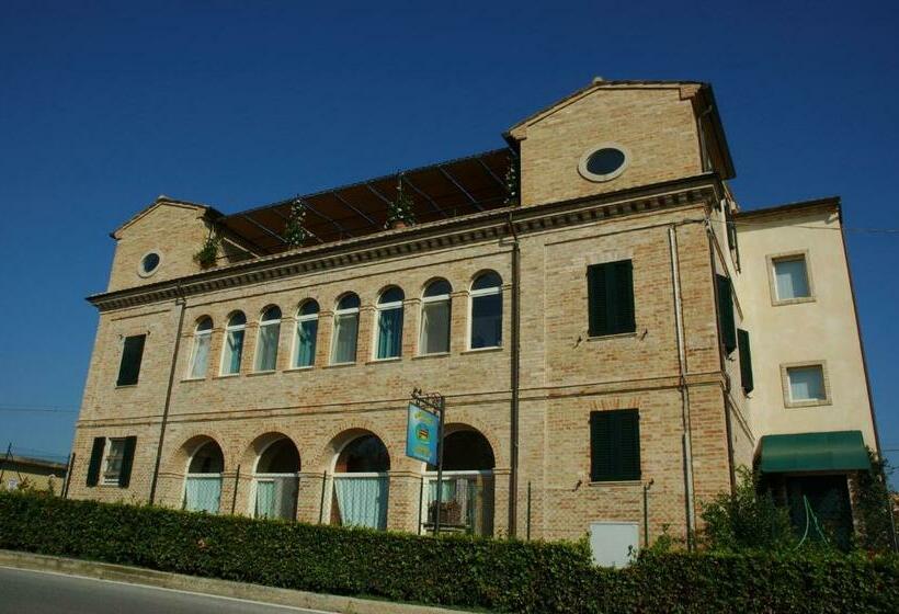 فندق Agriturismo Casa Degli Archi