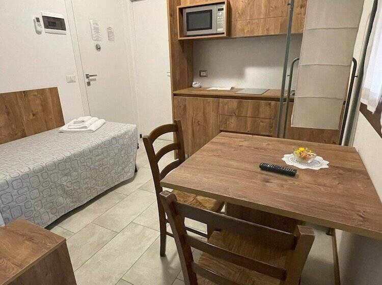 酒店 Agriturismo La Lupa