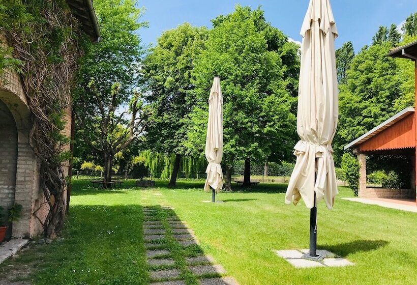 酒店 Agriturismo La Lupa