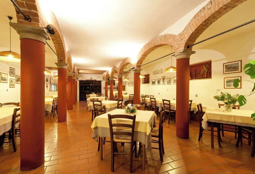 酒店 Agriturismo La Lupa