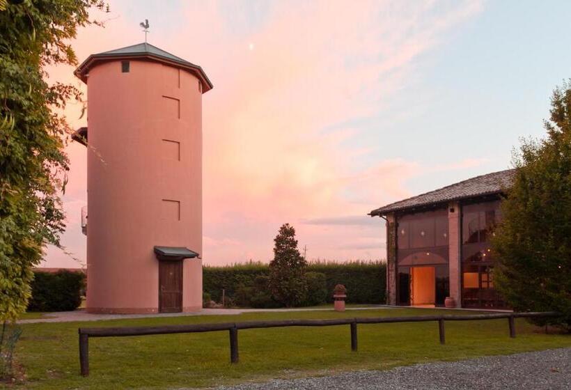 酒店 Agriturismo La Lupa