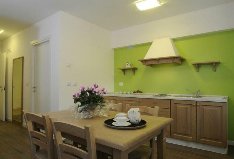 Отель Agriturismo Monte Del Re