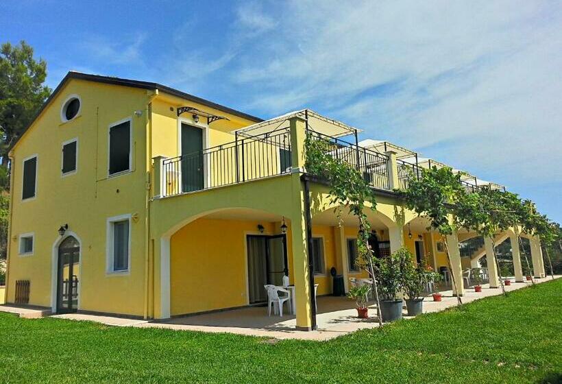 فندق Agriturismo Monte Maggio