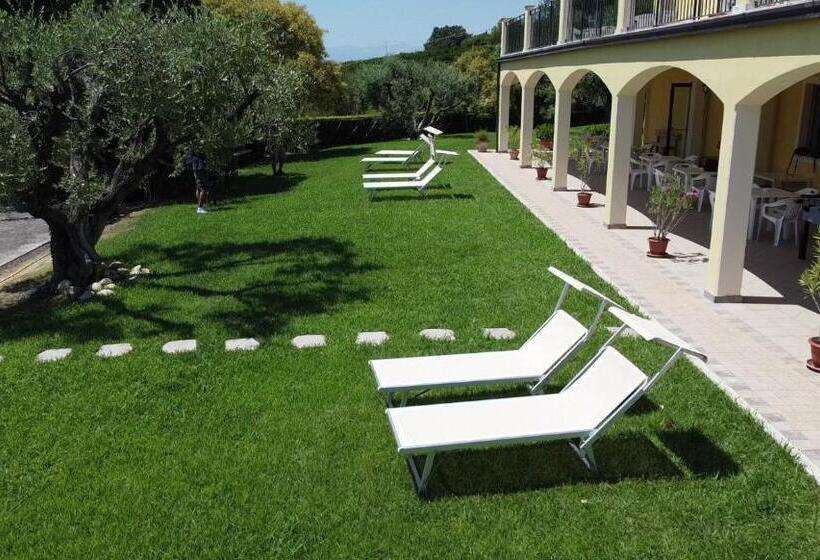 فندق Agriturismo Monte Maggio