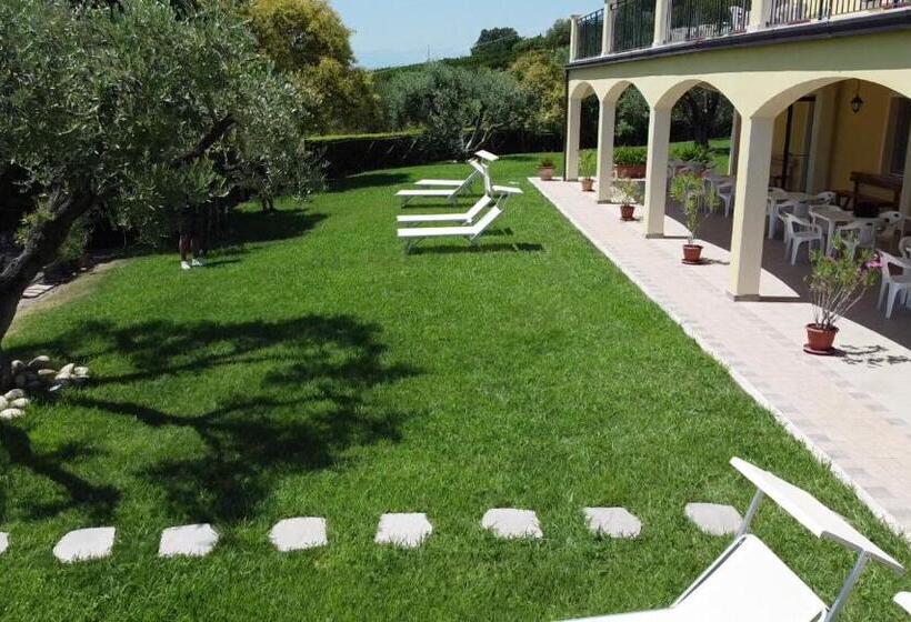 فندق Agriturismo Monte Maggio