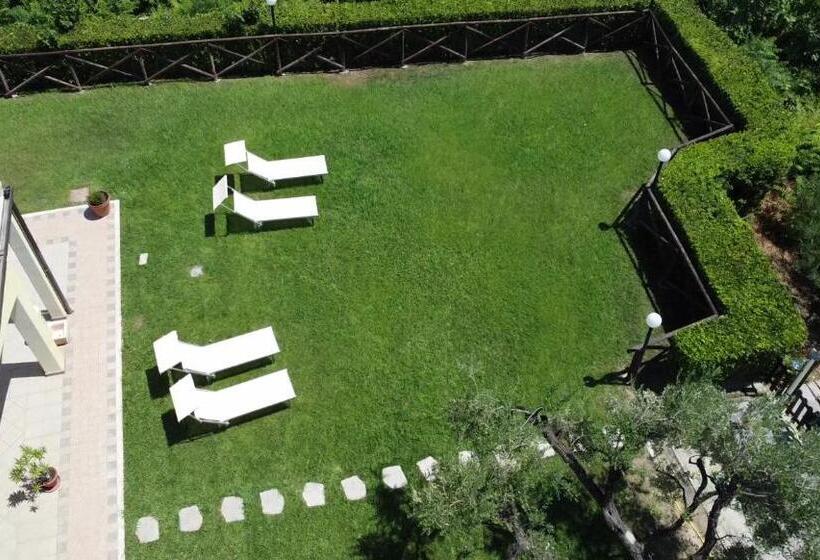 فندق Agriturismo Monte Maggio