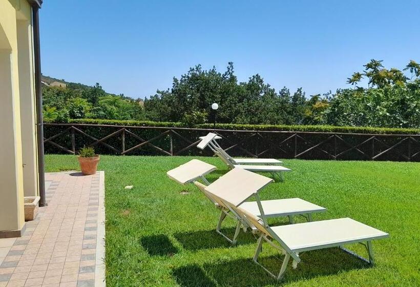 فندق Agriturismo Monte Maggio