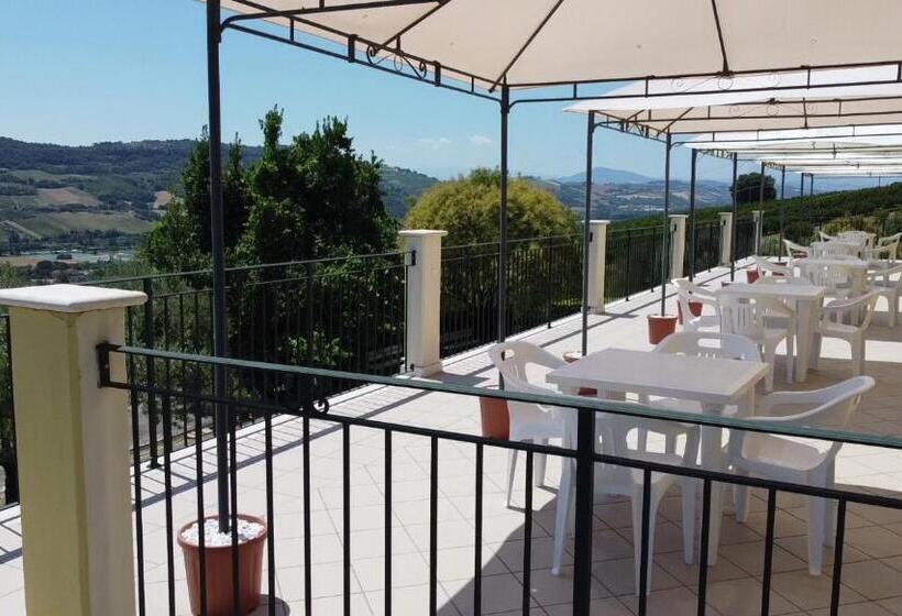فندق Agriturismo Monte Maggio