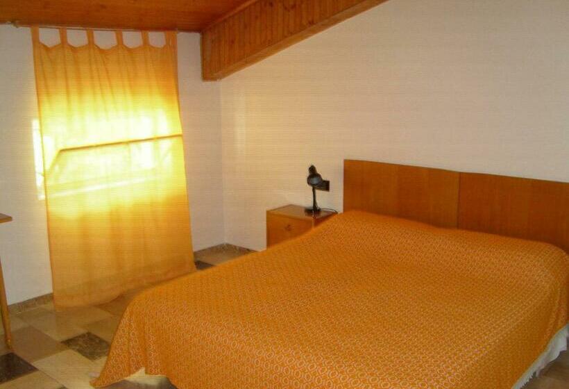 בית מלון כפרי Albergo Drena