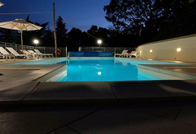 ホテル Albergo Elisa