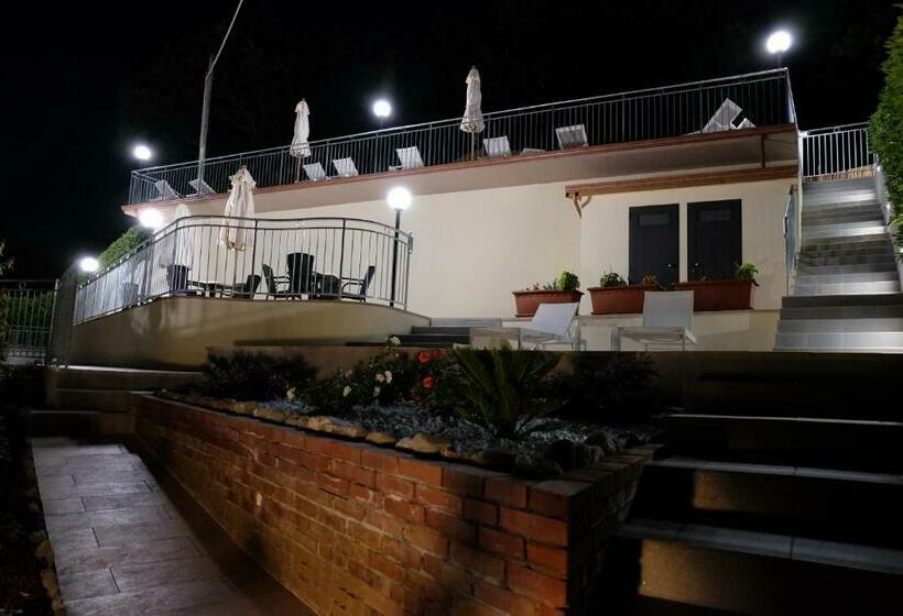 ホテル Albergo Elisa