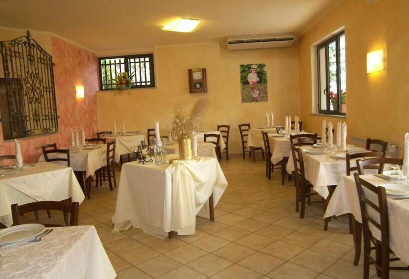 ホテル Albergo Elisa