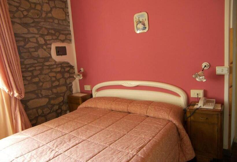 ホテル Albergo Elisa