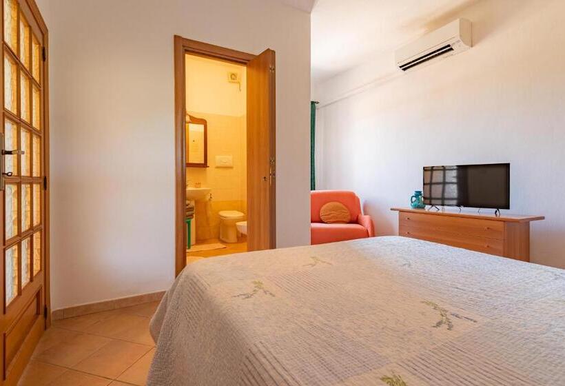 Отель Bonsai B&b Alghero