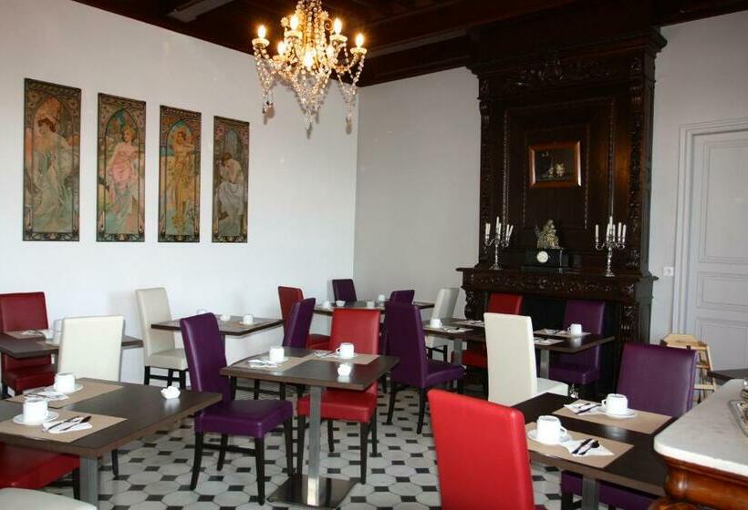 בית מלון כפרי Chateau De Creissels