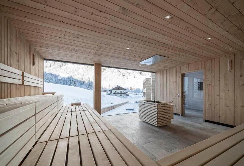 Отель Feuerstein Nature Family Resort