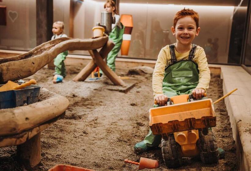 Отель Feuerstein Nature Family Resort