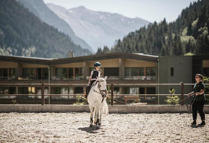 Отель Feuerstein Nature Family Resort