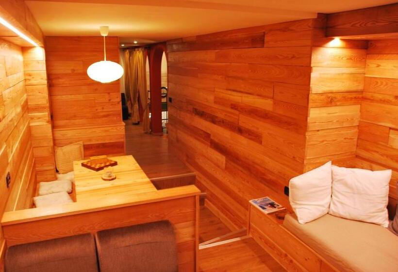 בית מלון כפרי Garnì Zanella