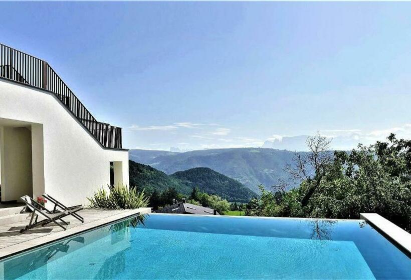 호텔 & Gasthof Zum Hirschen