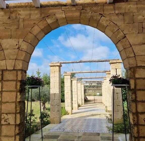 בית מלון כפרי Giardini Di Marzo