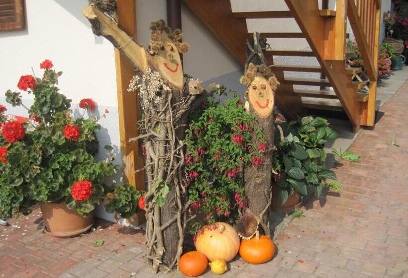 Отель Haflingerhof