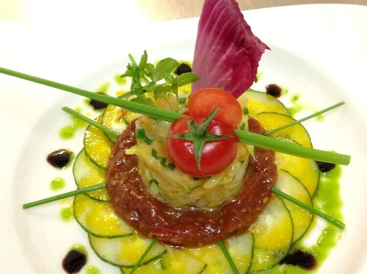 Logis Hotel Restaurant L Orée Des Bois