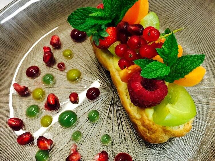 Logis Hotel Restaurant L Orée Des Bois