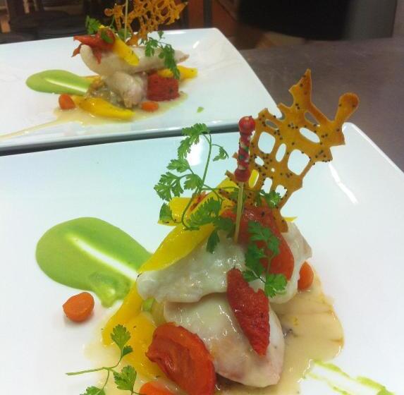 Logis Hotel Restaurant L Orée Des Bois