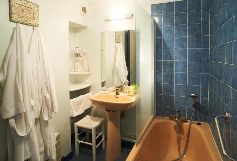 Logis Hotel Restaurant L Orée Des Bois