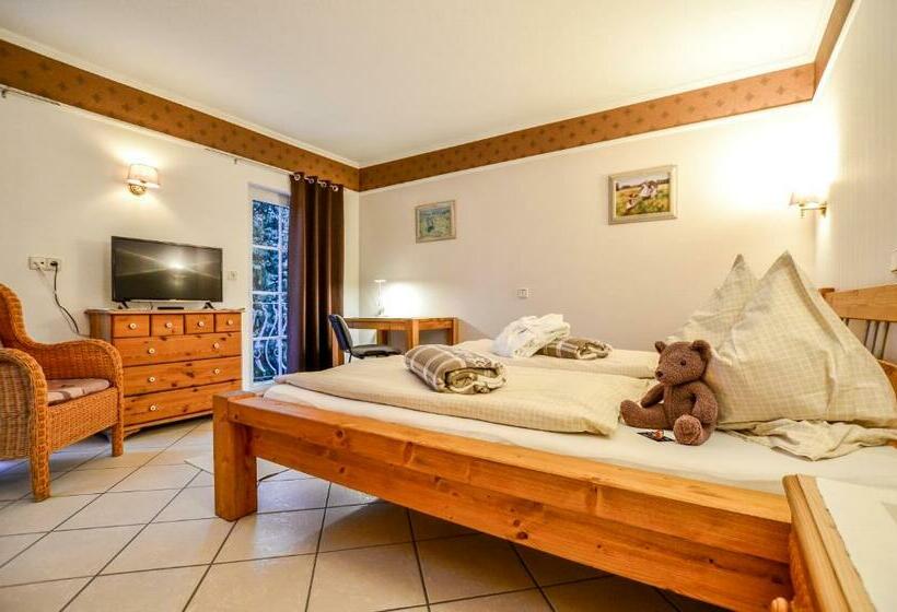 ホテル Landhaus Krombach