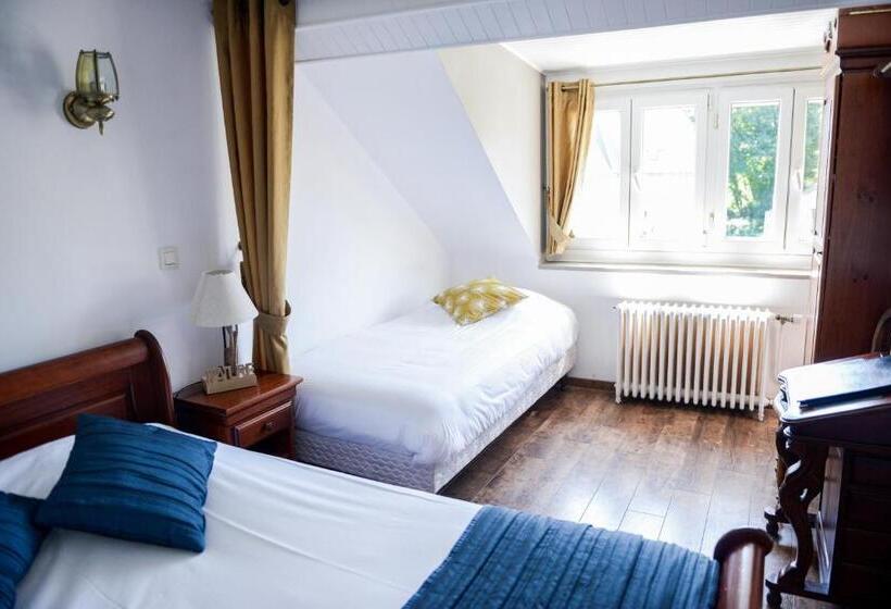 בית מלון כפרי Logis Le Saint Hubert