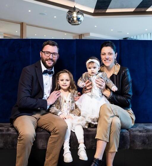 호텔 Luis & Die Buabm   Gasthof Jenesien