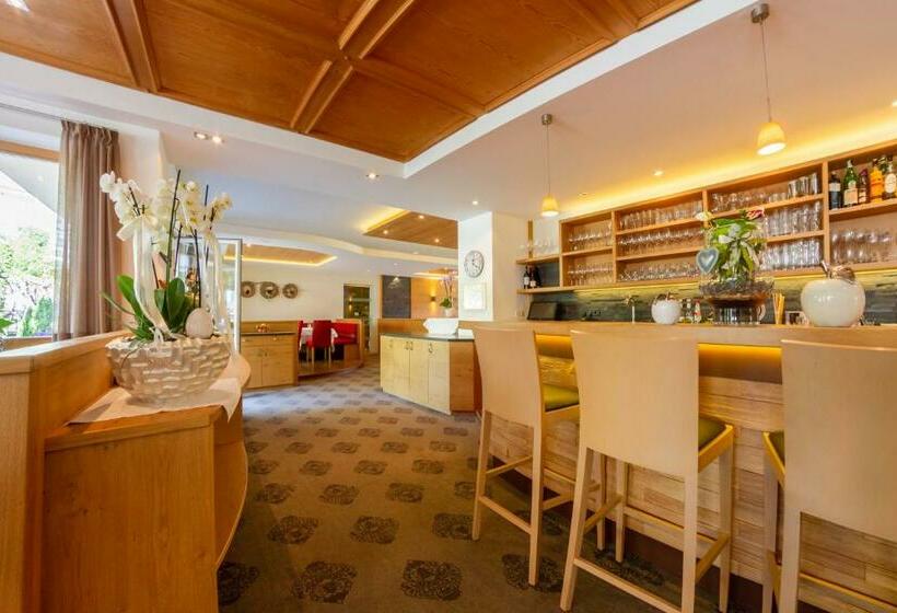 Отель Mehrhauser