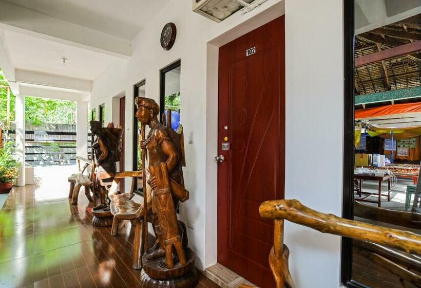 호텔 Kakay Beach Resort And