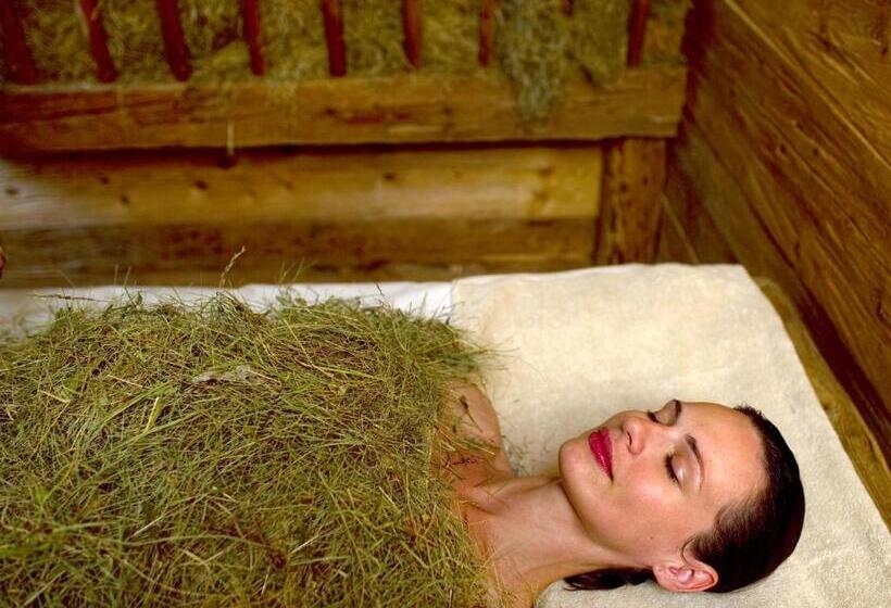 호텔 Quellenhof Luxury Resort Passeier