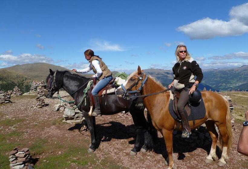 هتل Reiterhof Edelweiss