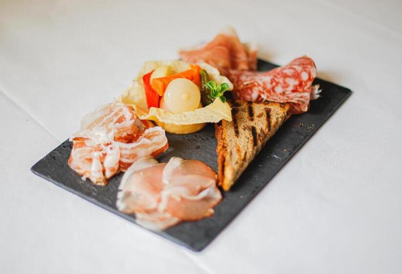 בית מלון כפרי Resort Casino Di Caccia