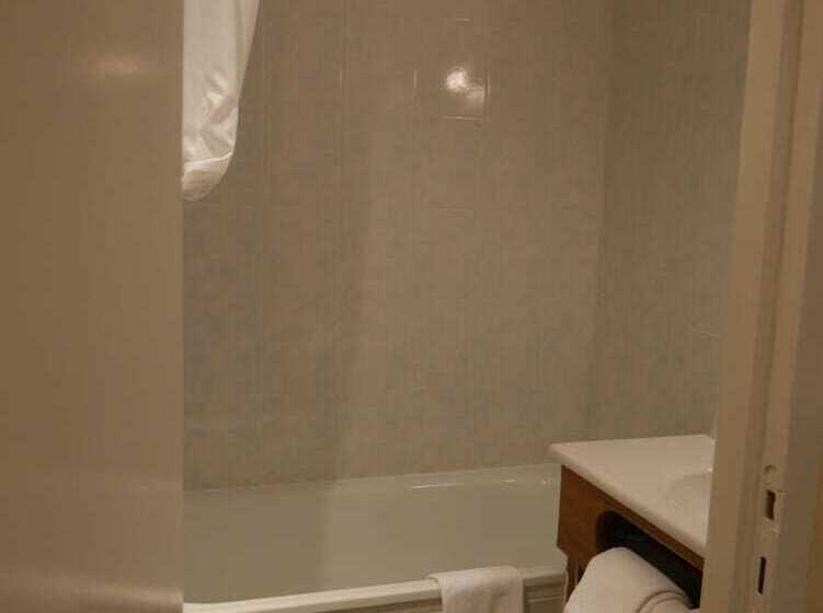 בית מלון כפרי & Restaurant Le Cardinal