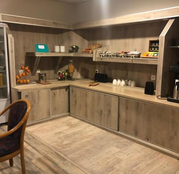 בית מלון כפרי & Restaurant Le Cardinal