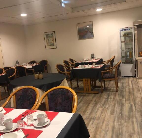 בית מלון כפרי & Restaurant Le Cardinal