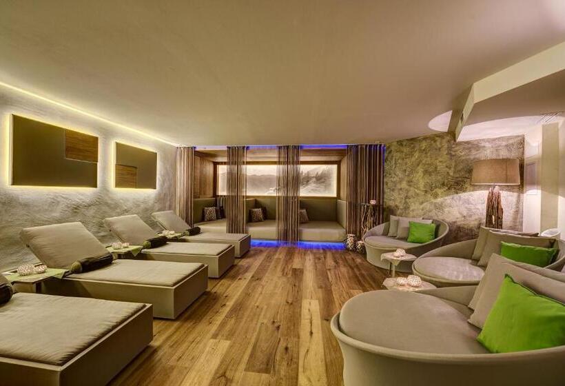 Отель Saltauserhof