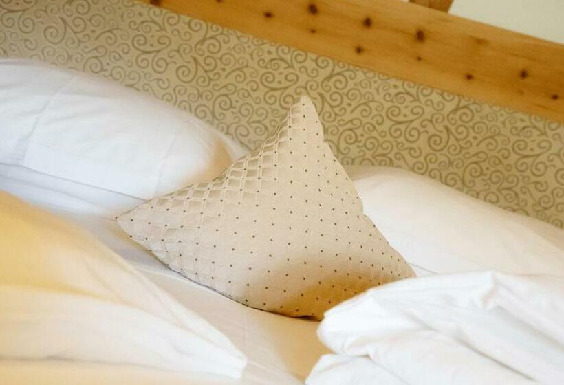 酒店 Seehaus   Only Adults   Mountain Lake Resort