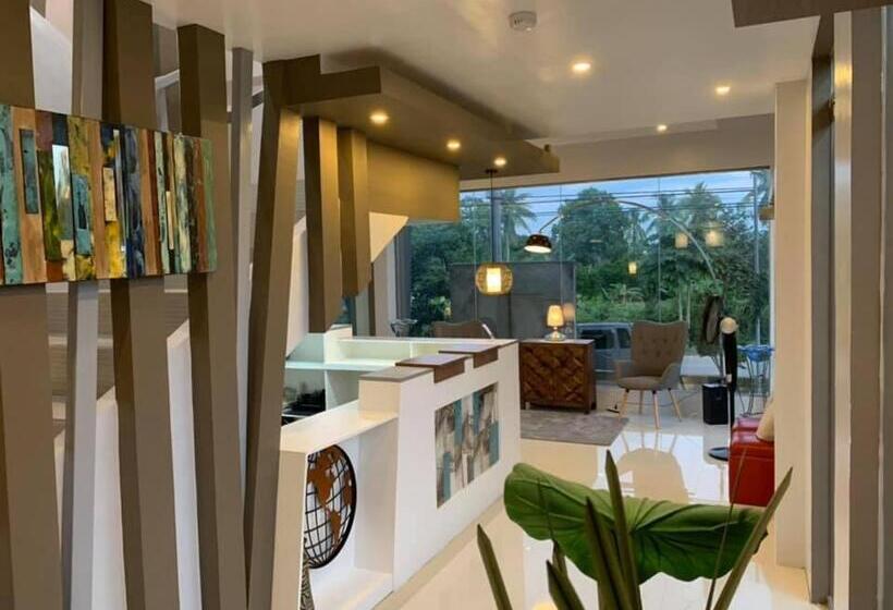 Отель Soi Suites