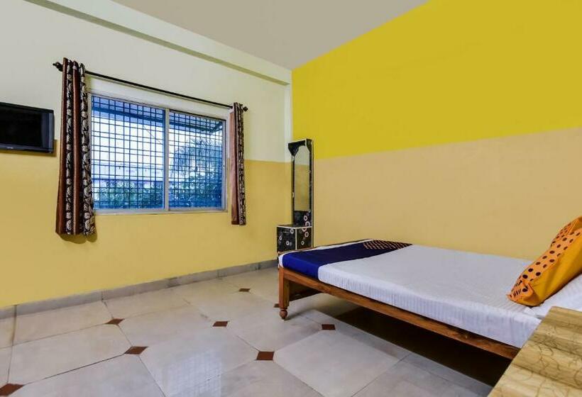 فندق Spot On 66834 Tanmay Lodge