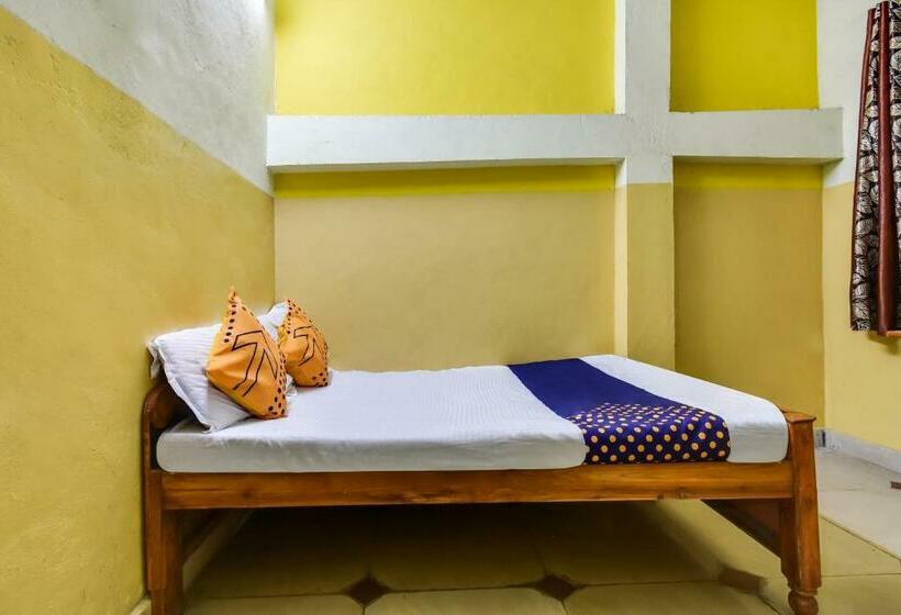 فندق Spot On 66834 Tanmay Lodge