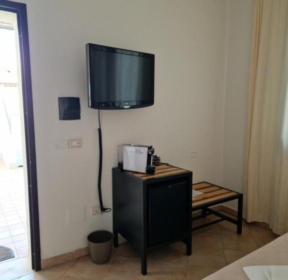 هتل Tenute Delogu Wine Resort