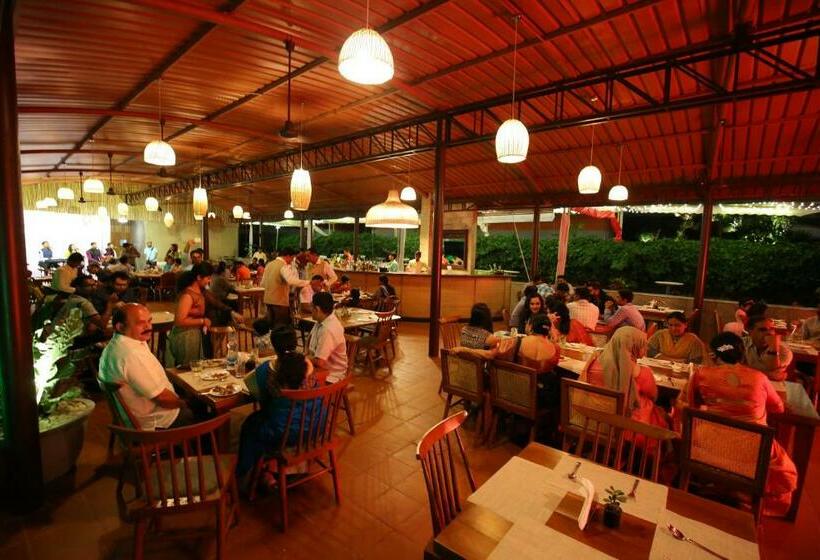 호텔 The Estate Resort , Mangalore