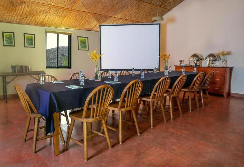 호텔 The Estate Resort , Mangalore