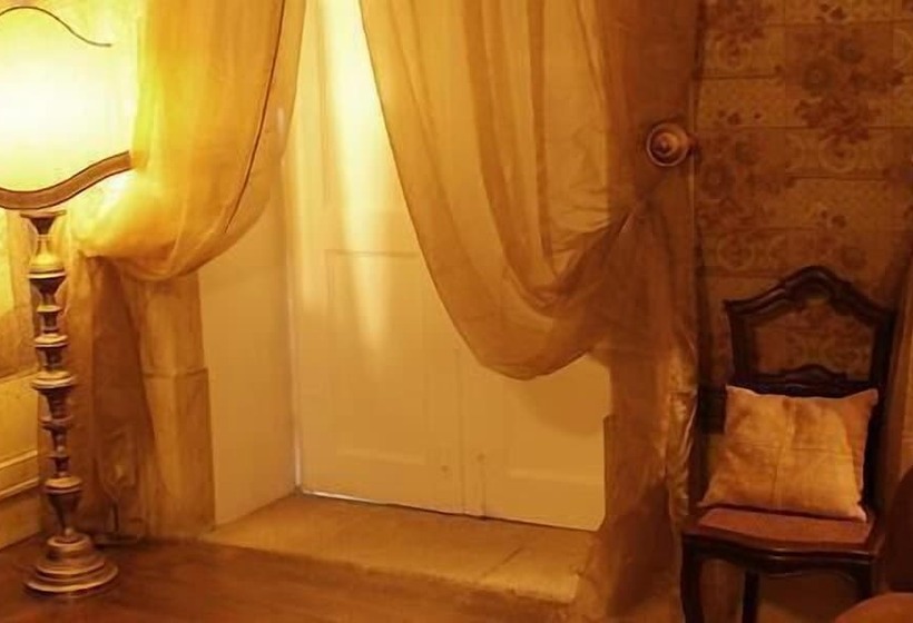 펜션 Casa Da Avo   Turismo De Habitacao